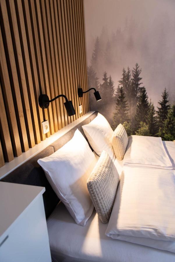 Forest 47 By Housine Zator Bagian luar foto